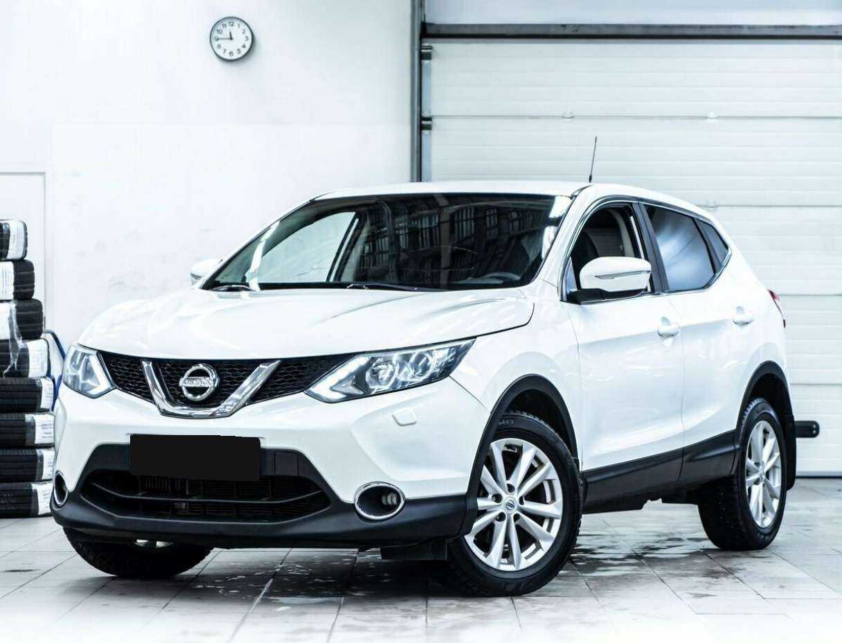 Nissan Qashqai б/у, 2014, Механическая. Посмотреть фото