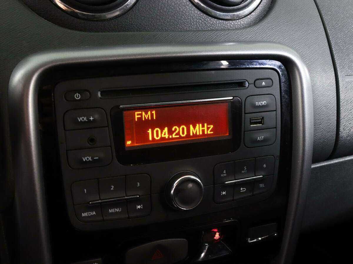 Renault Duster б/у, 2012, Автоматическая. Фото: #16