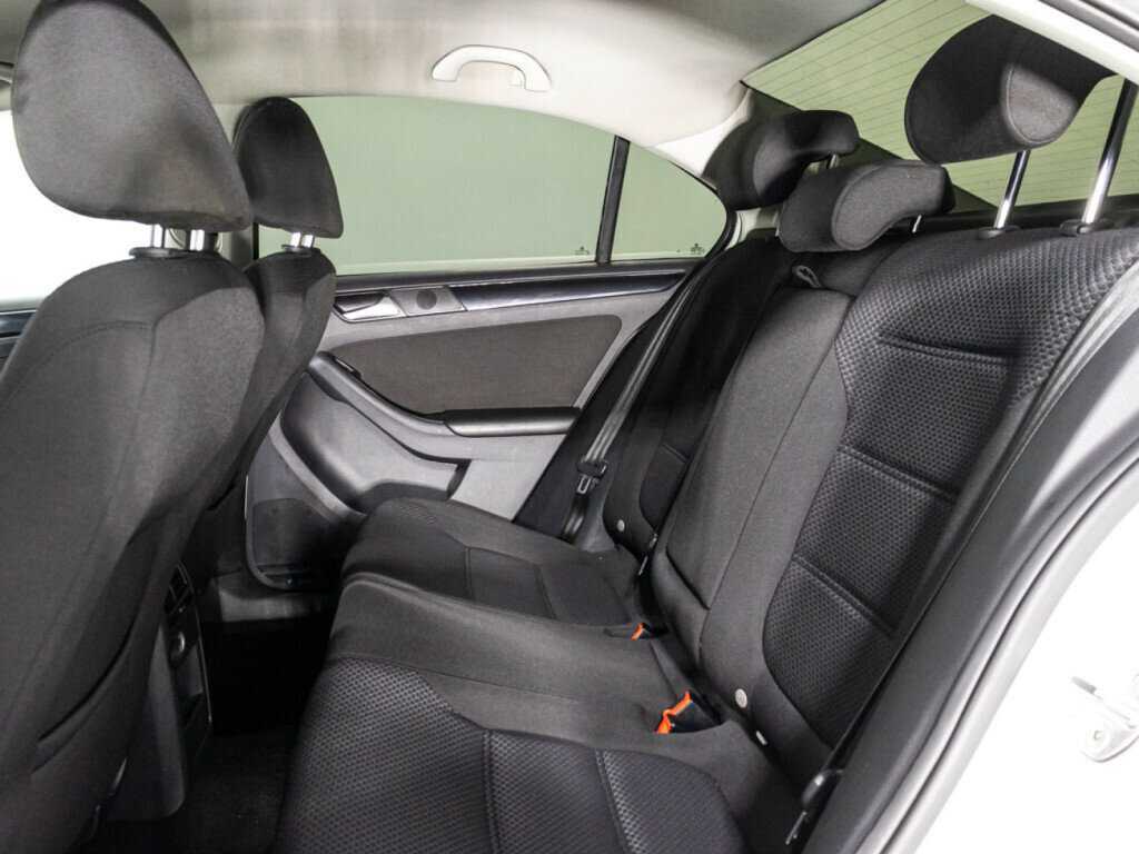 Volkswagen Jetta б/у, 2017, Роботизированная. Фото: #9