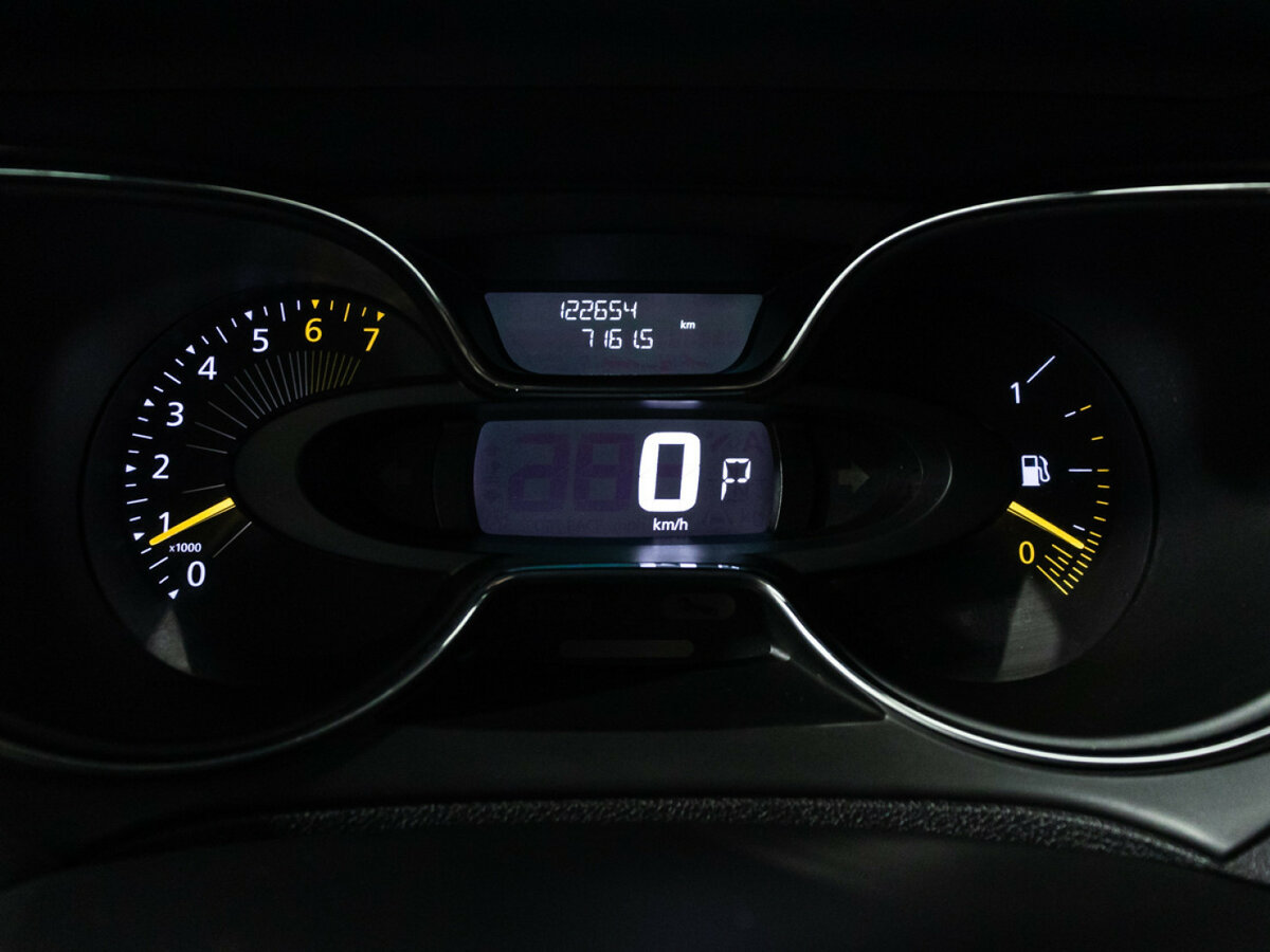 Renault Kaptur б/у, 2016, Вариатор. Фото: #11