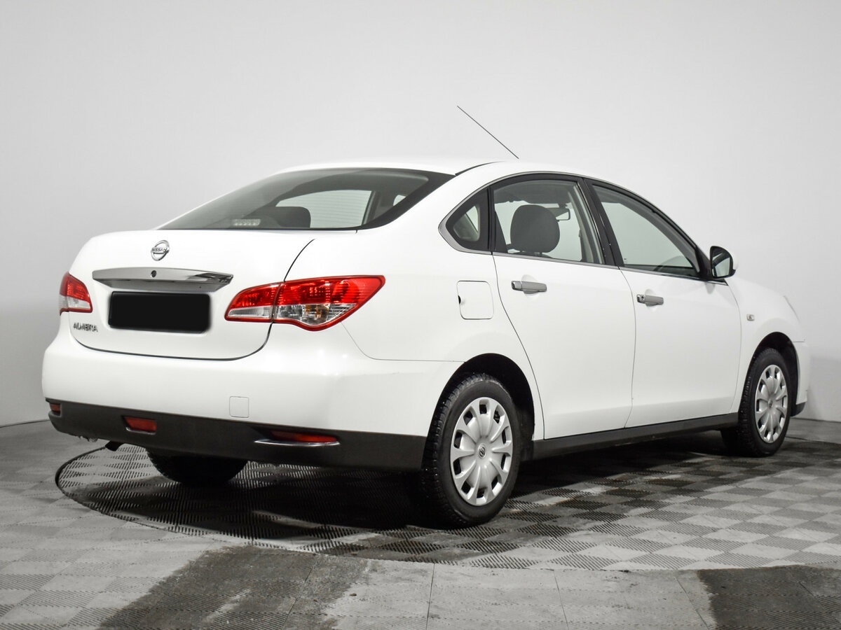 Nissan Almera б/у, 2013, Механическая. Фото: #3