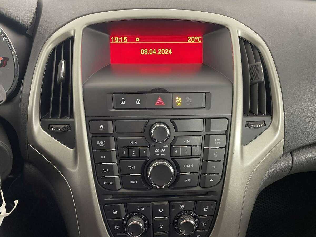 Opel Astra б/у, 2012, Автоматическая. Фото: #11