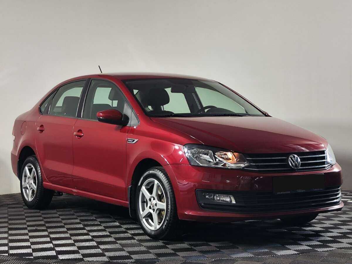 Volkswagen Polo б/у, 2018, Автоматическая. Фото: #1