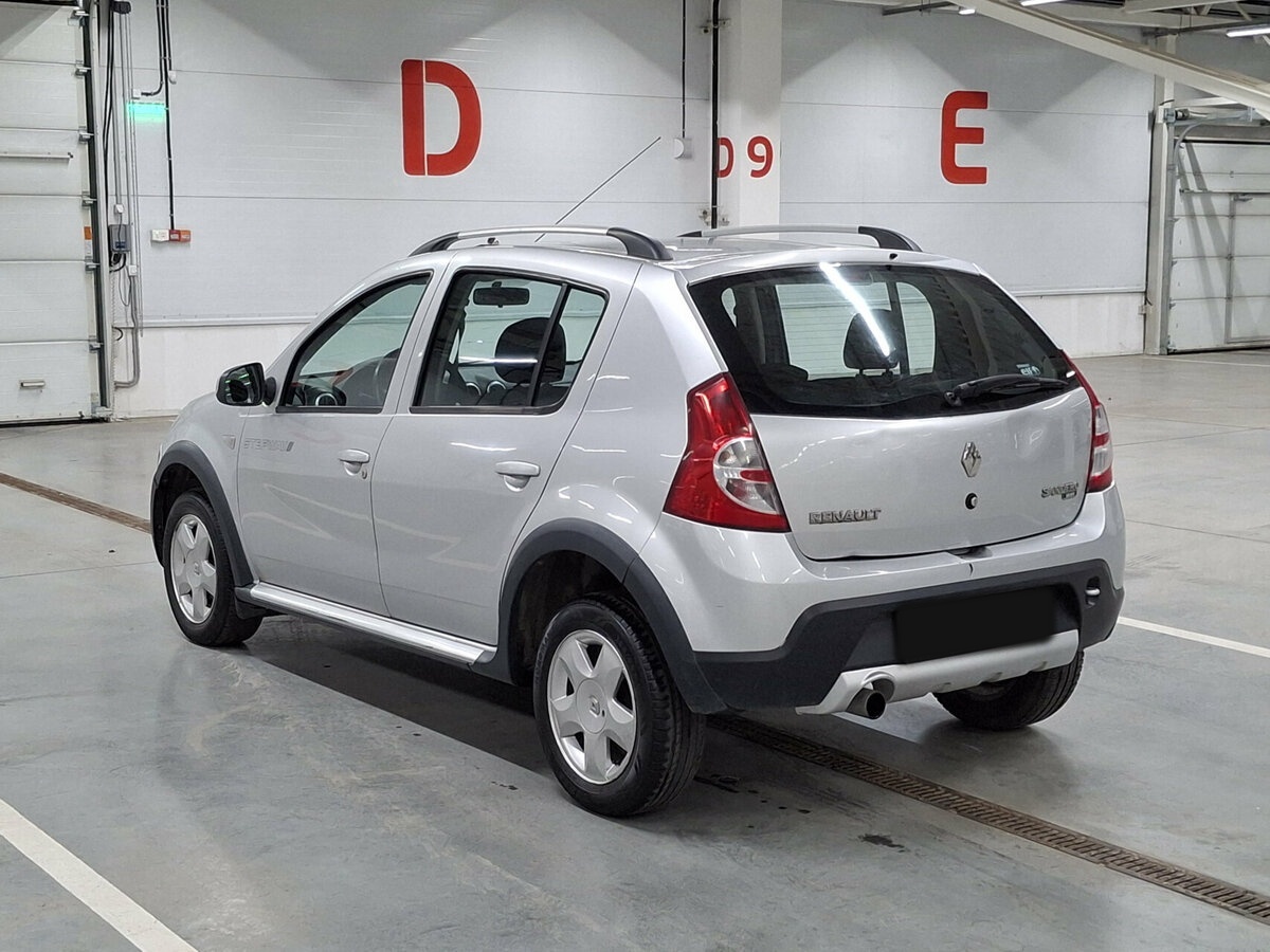 Renault Sandero б/у, 2013, Автоматическая. Фото: #6