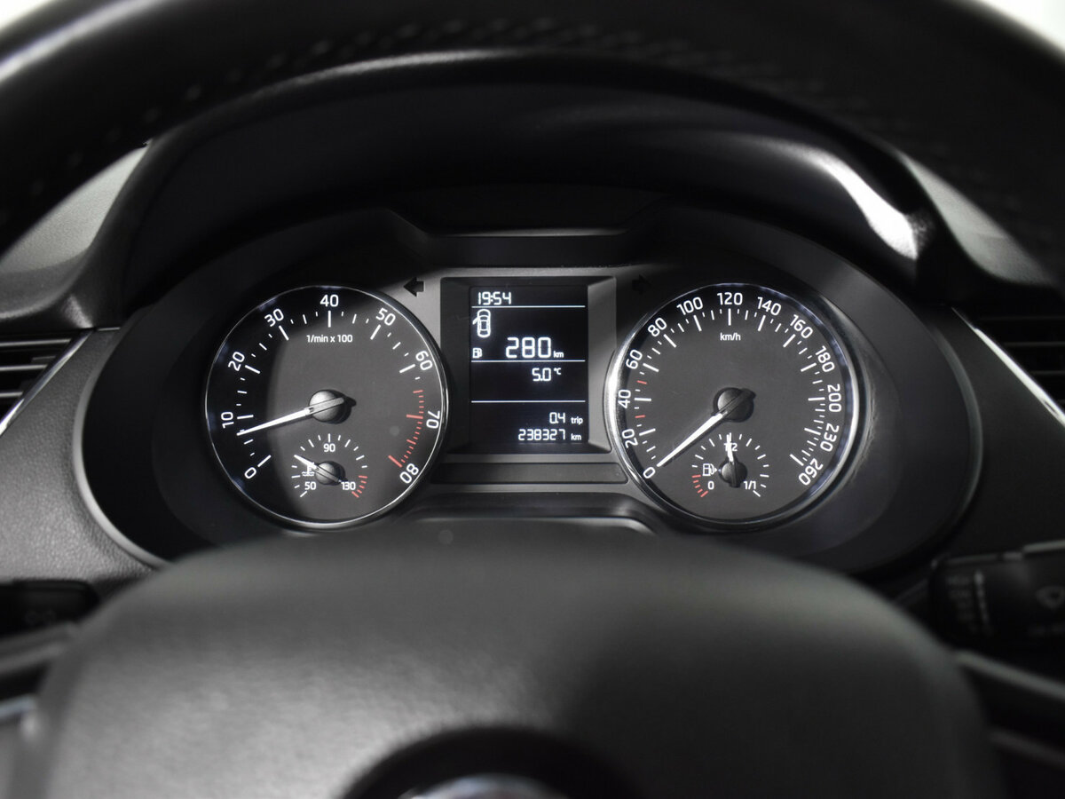 Skoda Octavia б/у, 2014, Механическая. Фото: #12