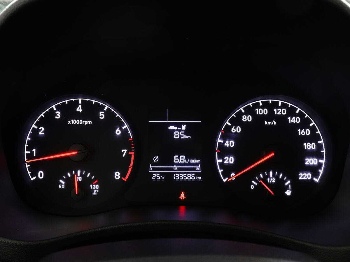 Hyundai Solaris б/у, 2017, Механическая. Фото: #10