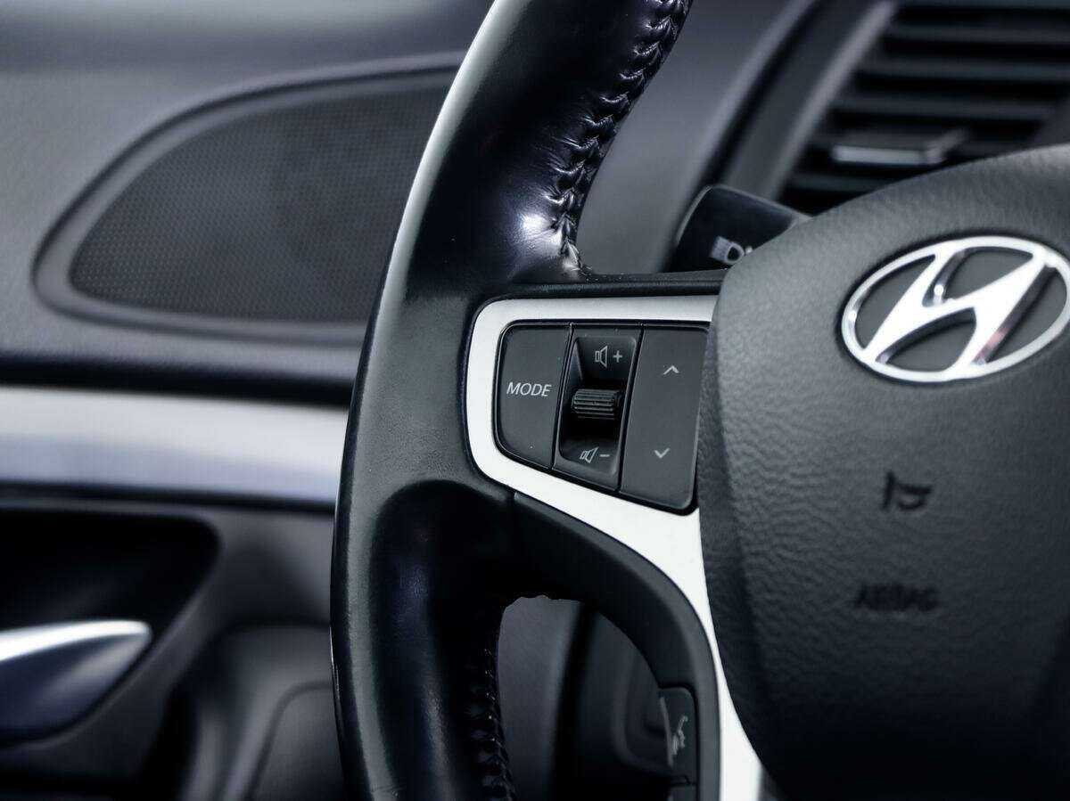 Hyundai i40 б/у, 2013, Автоматическая. Фото: #16