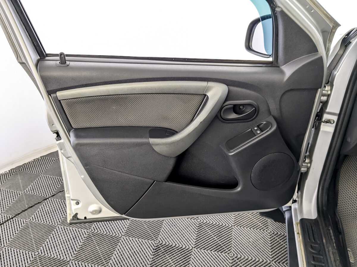 Renault Duster б/у, 2017, Механическая. Фото: #14