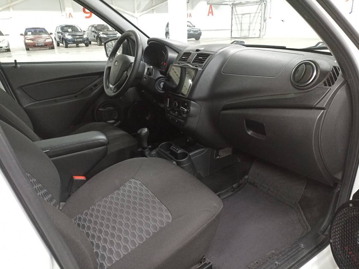 Lada (ВАЗ) Granta б/у, 2021, Механическая. Фото: #10