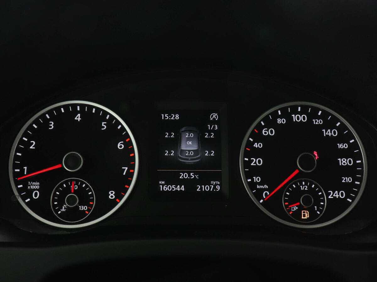 Volkswagen Tiguan б/у, 2014, Роботизированная. Фото: #8