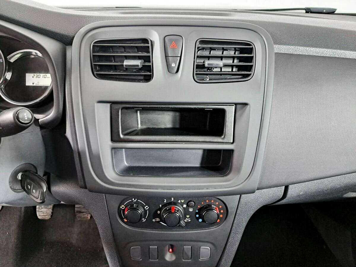 Renault Logan б/у, 2019, Механическая. Фото: #12