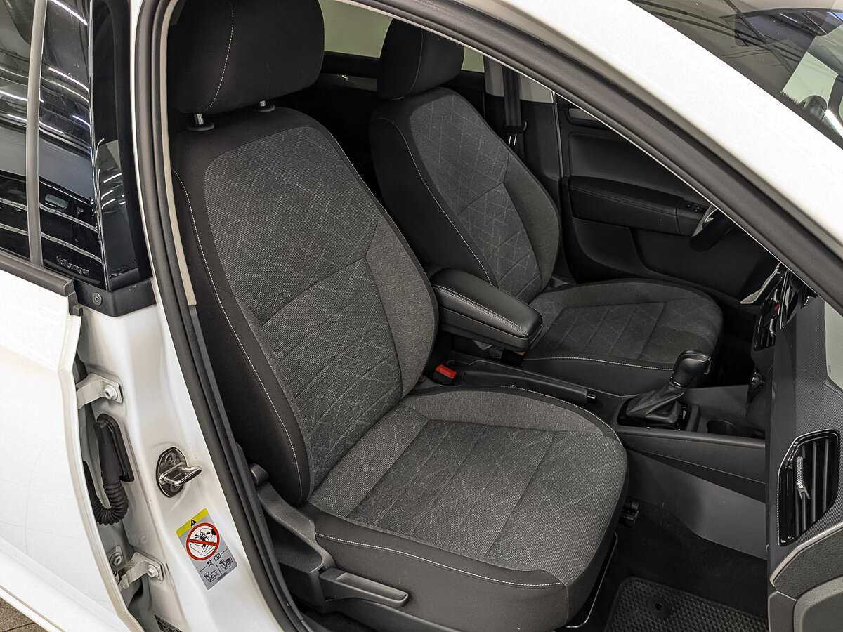 Volkswagen Polo б/у, 2021, Автоматическая. Фото: #22