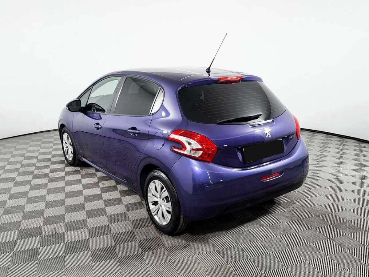 Peugeot 208 б/у, 2013, Автоматическая. Фото: #6