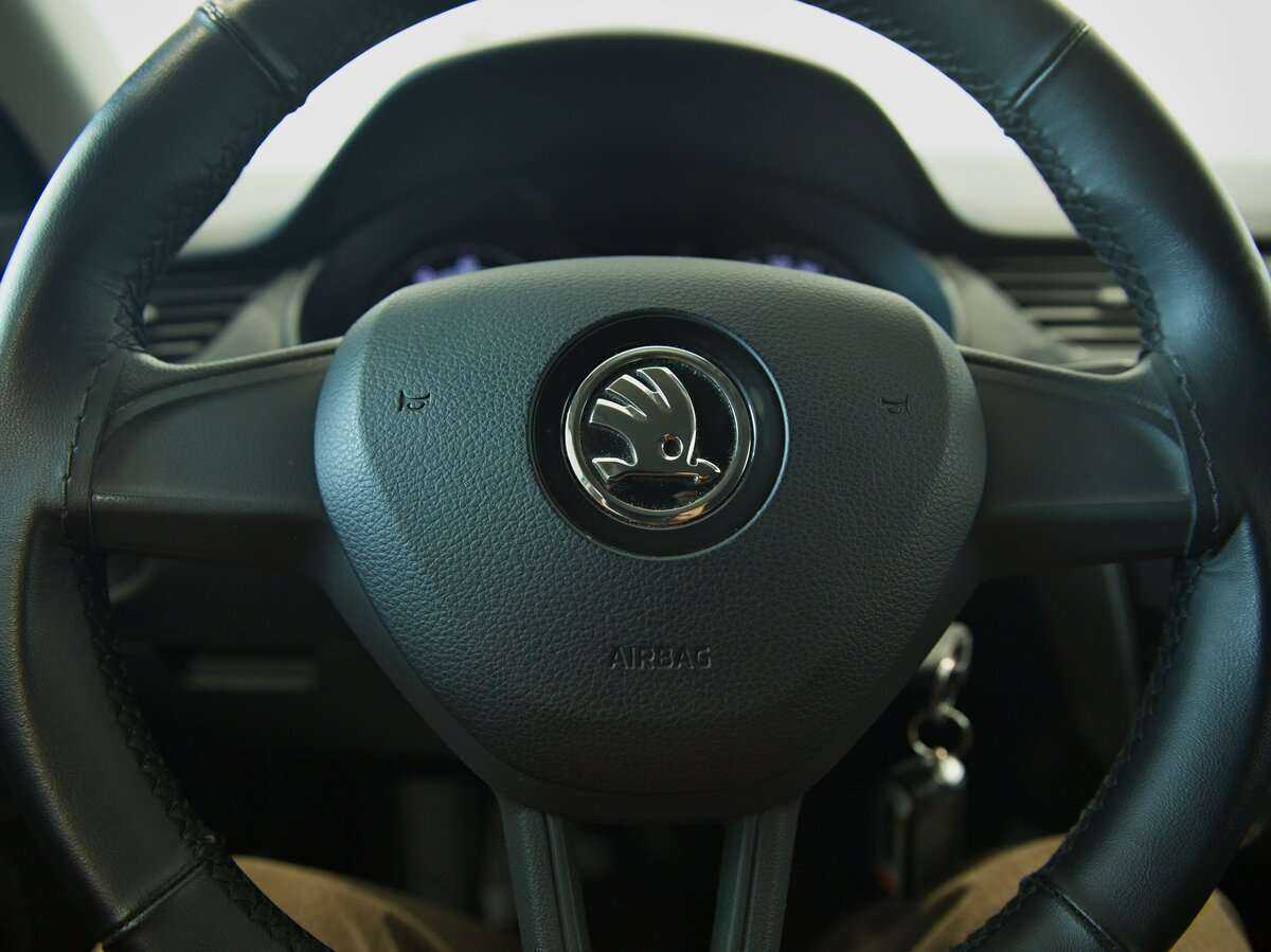 Skoda Octavia б/у, 2019, Механическая. Фото: #6