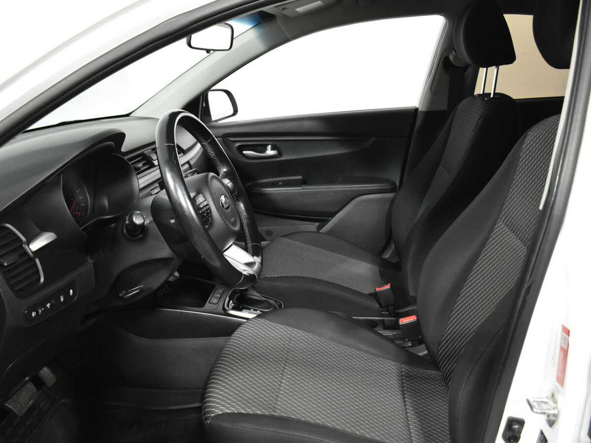 Kia Rio б/у, 2017, Автоматическая. Фото: #12