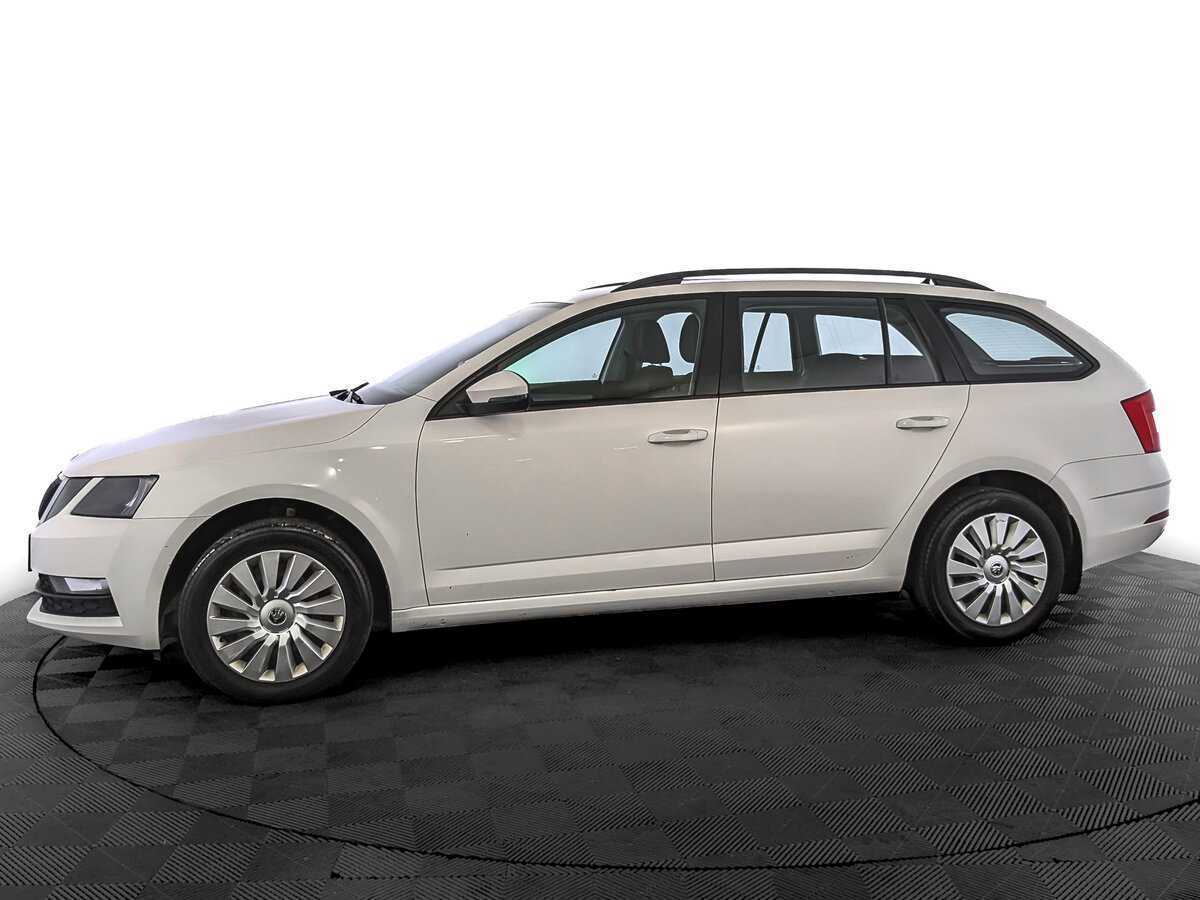 Skoda Octavia б/у, 2017, Механическая. Фото: #7