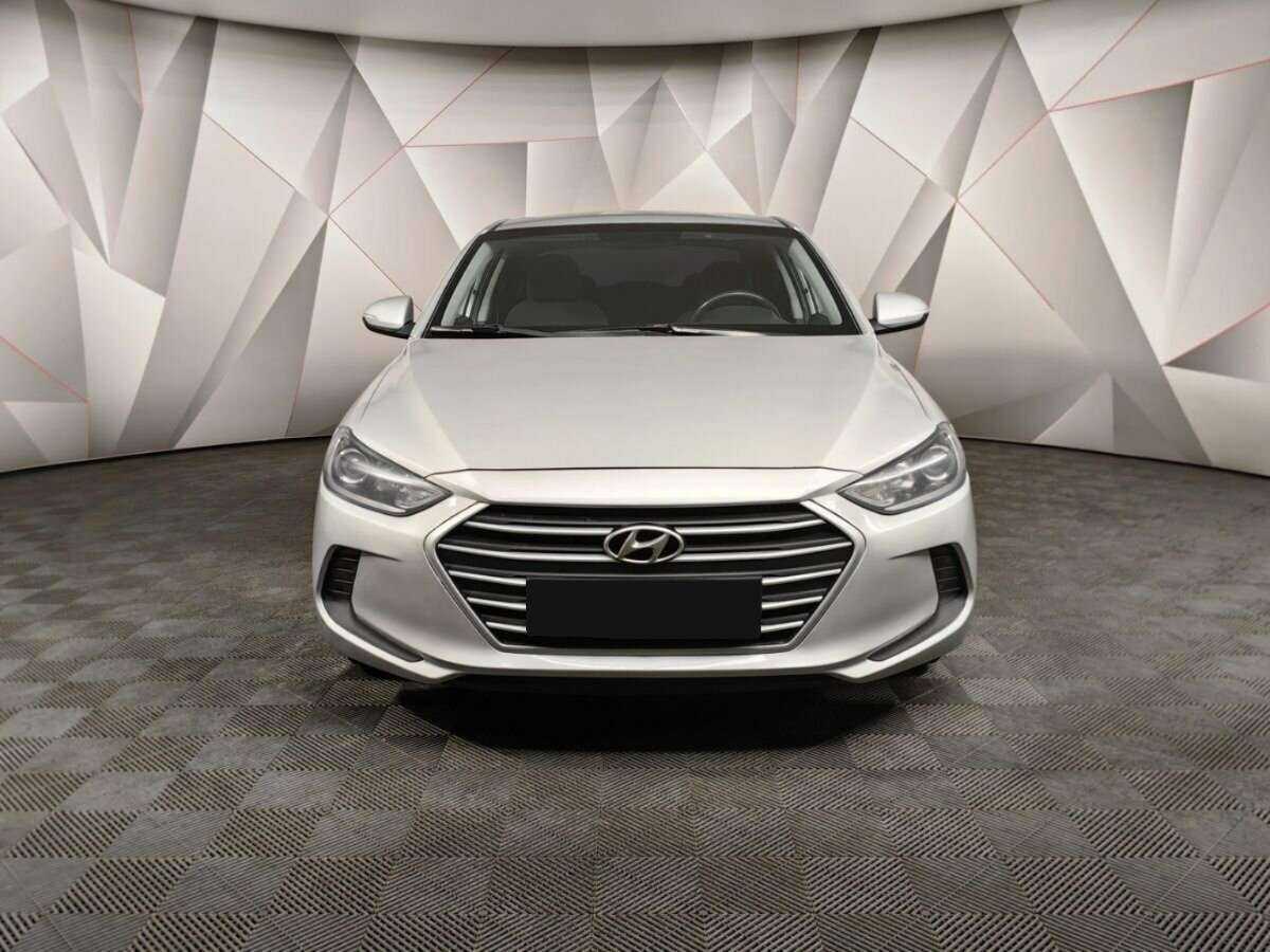 Hyundai Elantra б/у, 2018, Механическая. Фото: #5