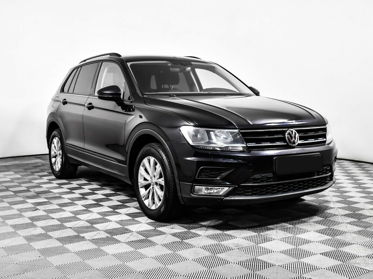 Volkswagen Tiguan б/у, 2017, Роботизированная. Фото: #1