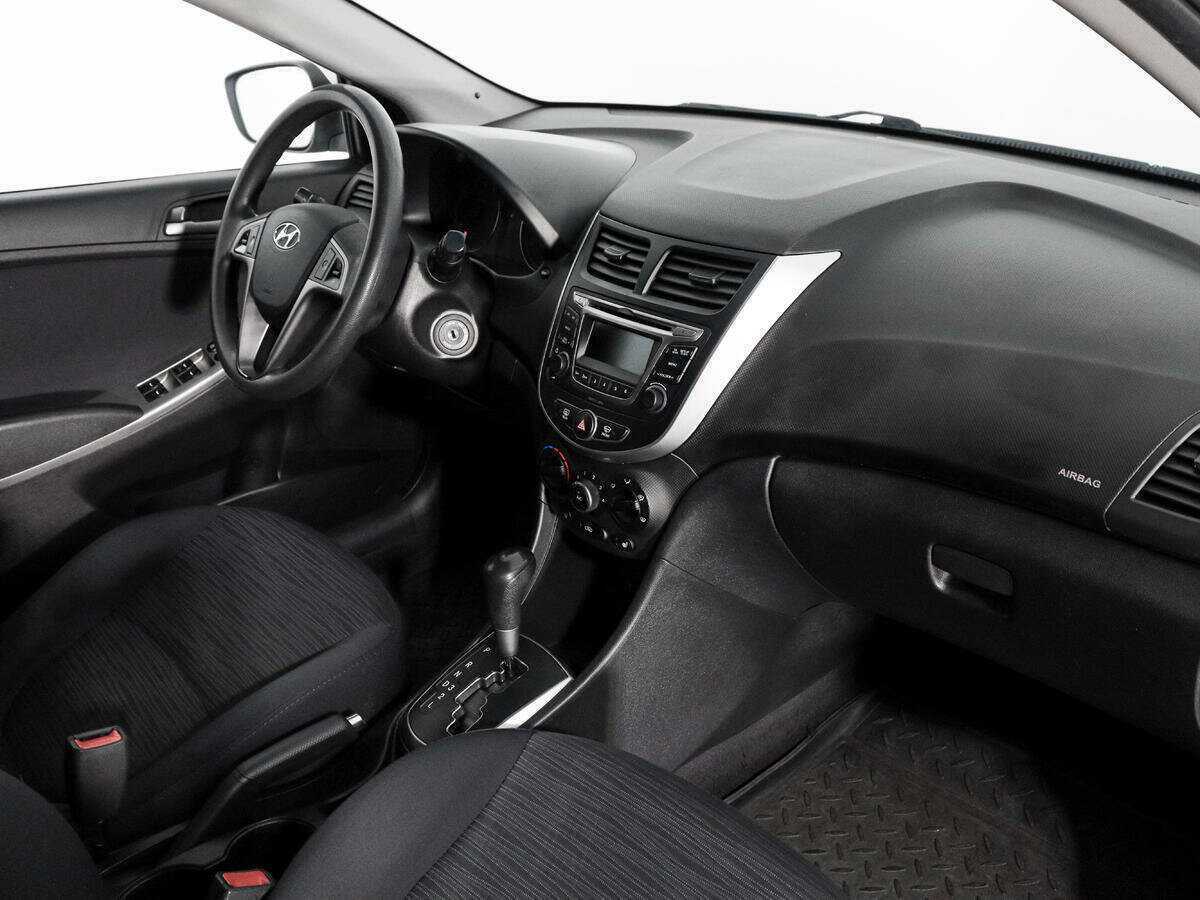 Hyundai Solaris б/у, 2016, Автоматическая. Фото: #10