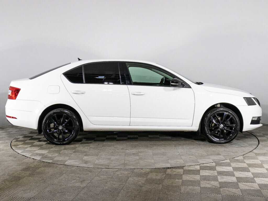Skoda Octavia б/у, 2018, Механическая. Фото: #3