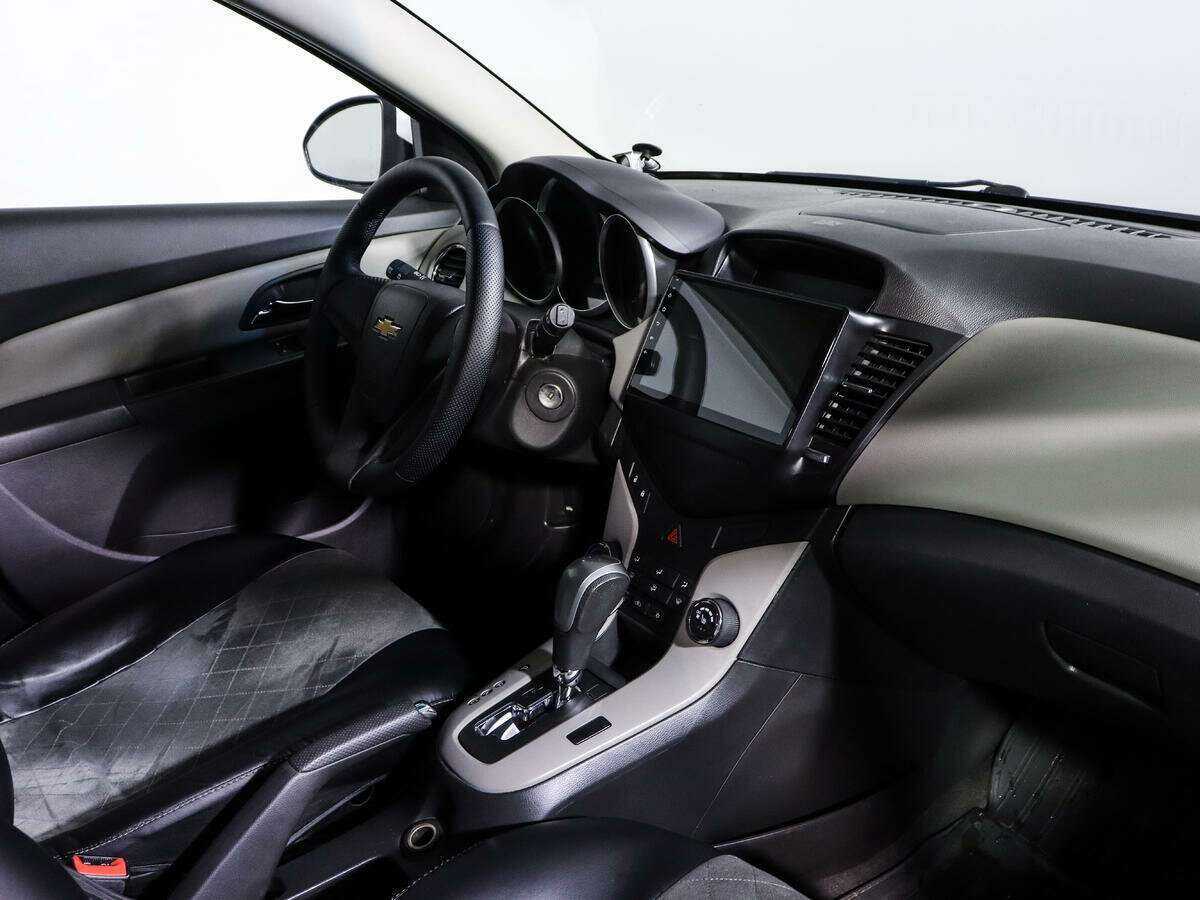 Chevrolet Cruze б/у, 2012, Автоматическая. Фото: #8
