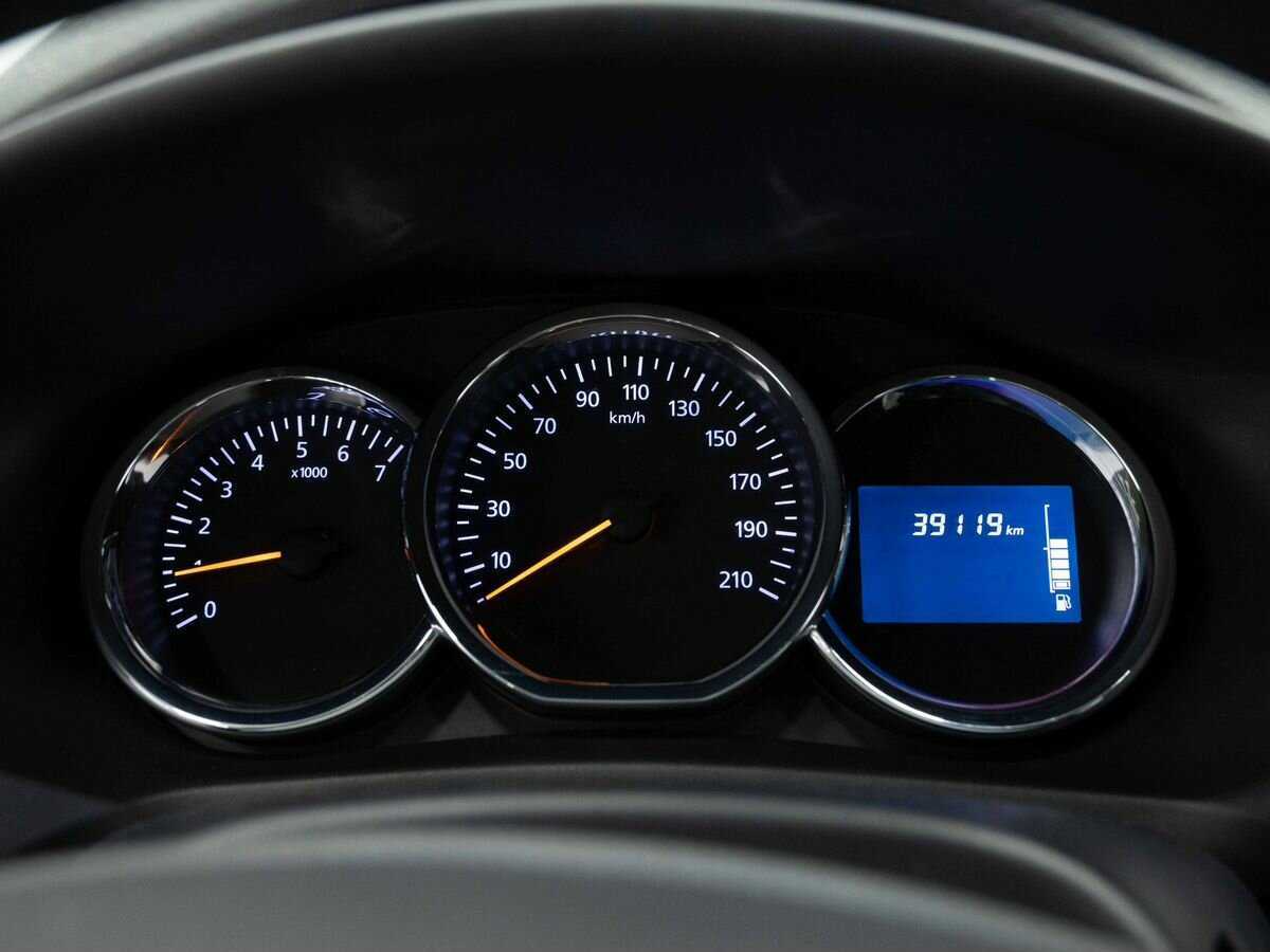 Renault Logan б/у, 2018, Механическая. Фото: #17