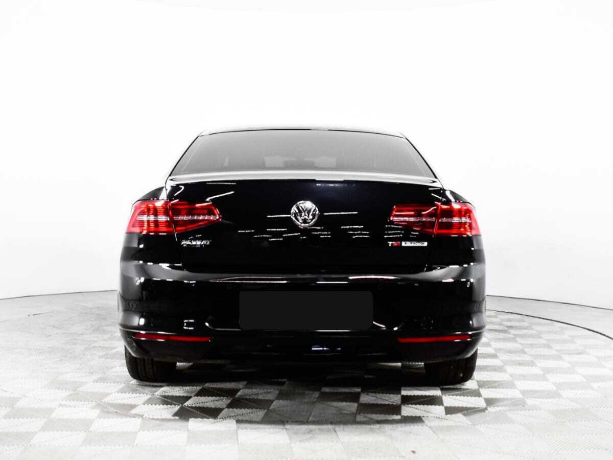 Volkswagen Passat б/у, 2016, Роботизированная. Фото: #3