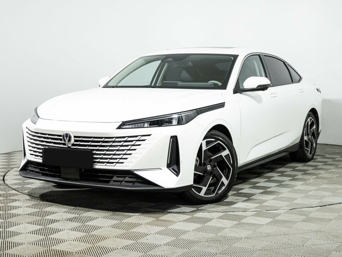 Changan Lamore б/у, 2023, Роботизированная. Посмотреть фото