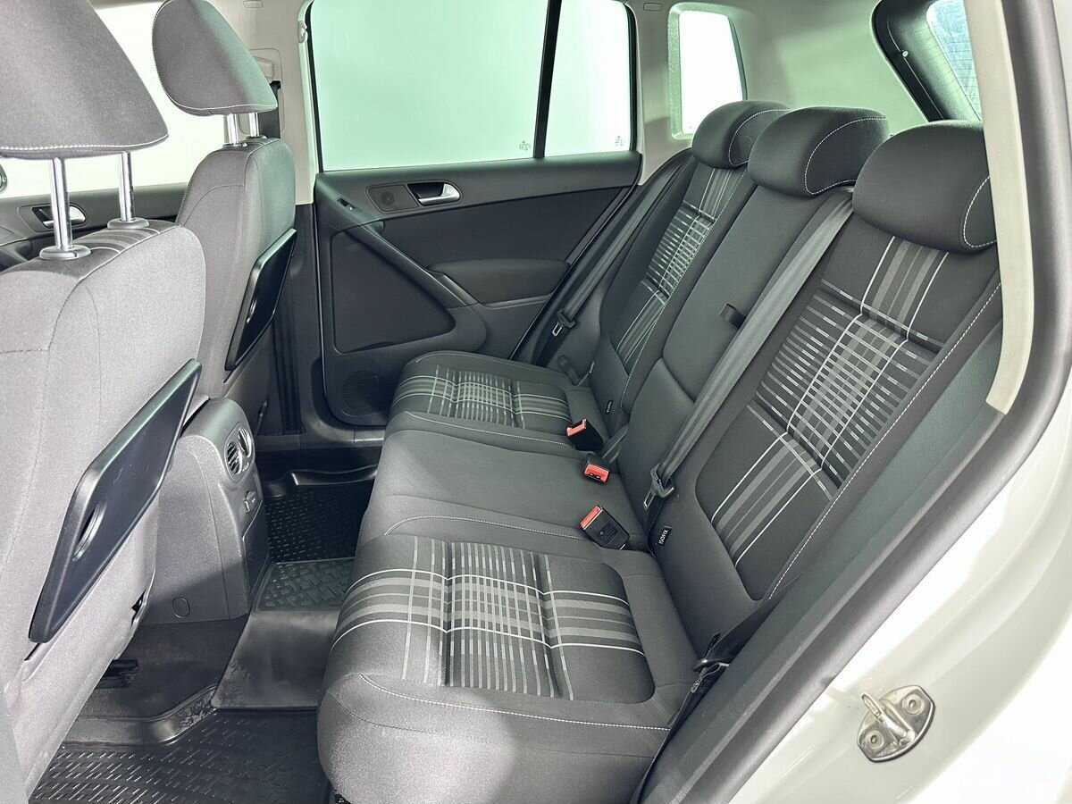 Volkswagen Tiguan б/у, 2016, Роботизированная. Фото: #8