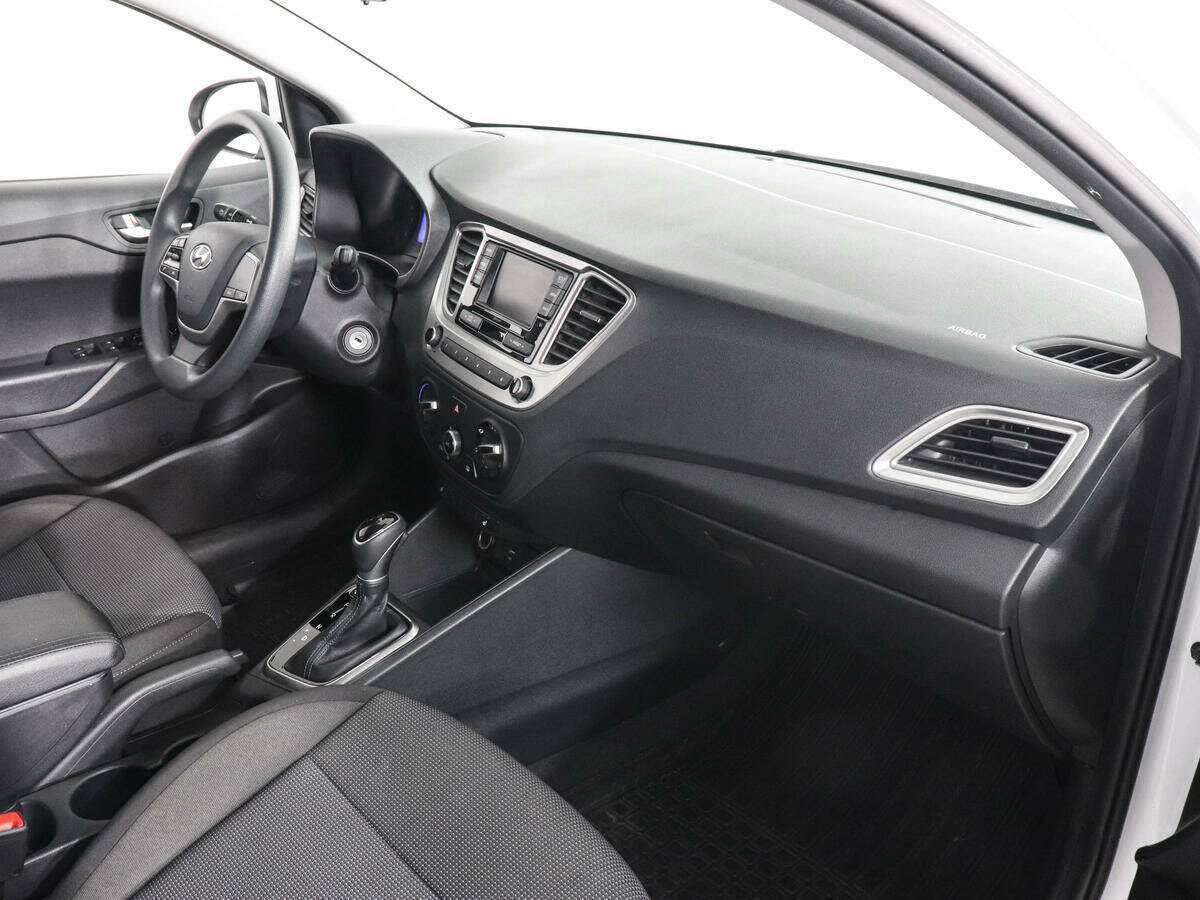 Hyundai Solaris б/у, 2021, Автоматическая. Фото: #8