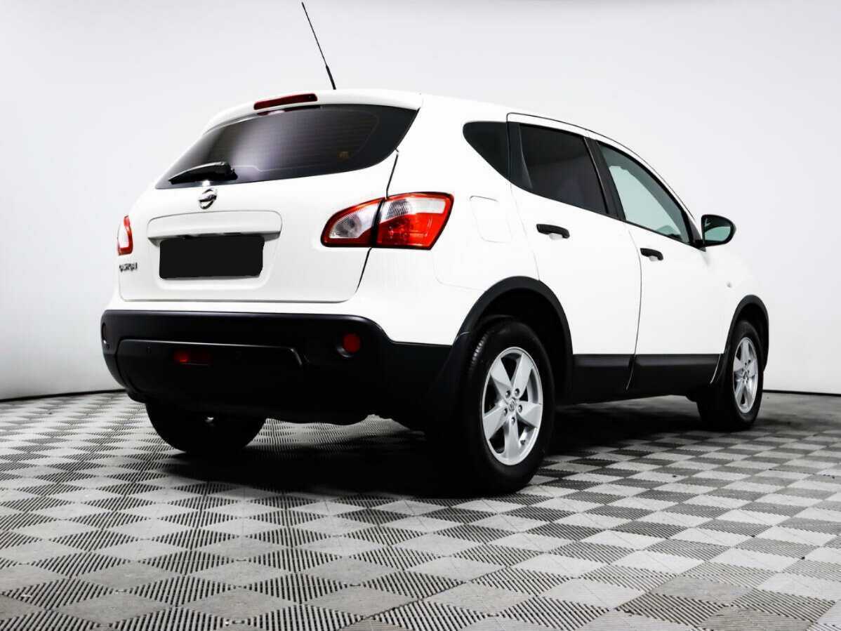 Nissan Qashqai б/у, 2012, Механическая. Фото: #4