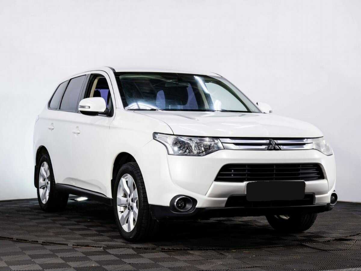 Mitsubishi Outlander б/у, 2014, Вариатор. Фото: #2