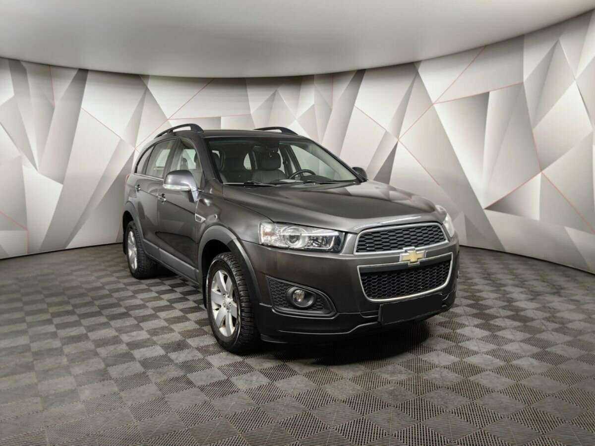 Chevrolet Captiva б/у, 2015, Автоматическая. Фото: #2