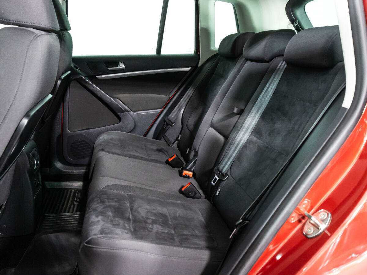 Volkswagen Tiguan б/у, 2012, Автоматическая. Фото: #9