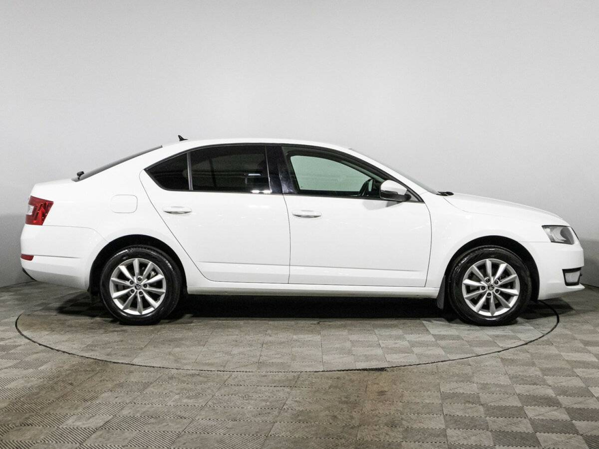 Skoda Octavia б/у, 2016, Роботизированная. Фото: #3