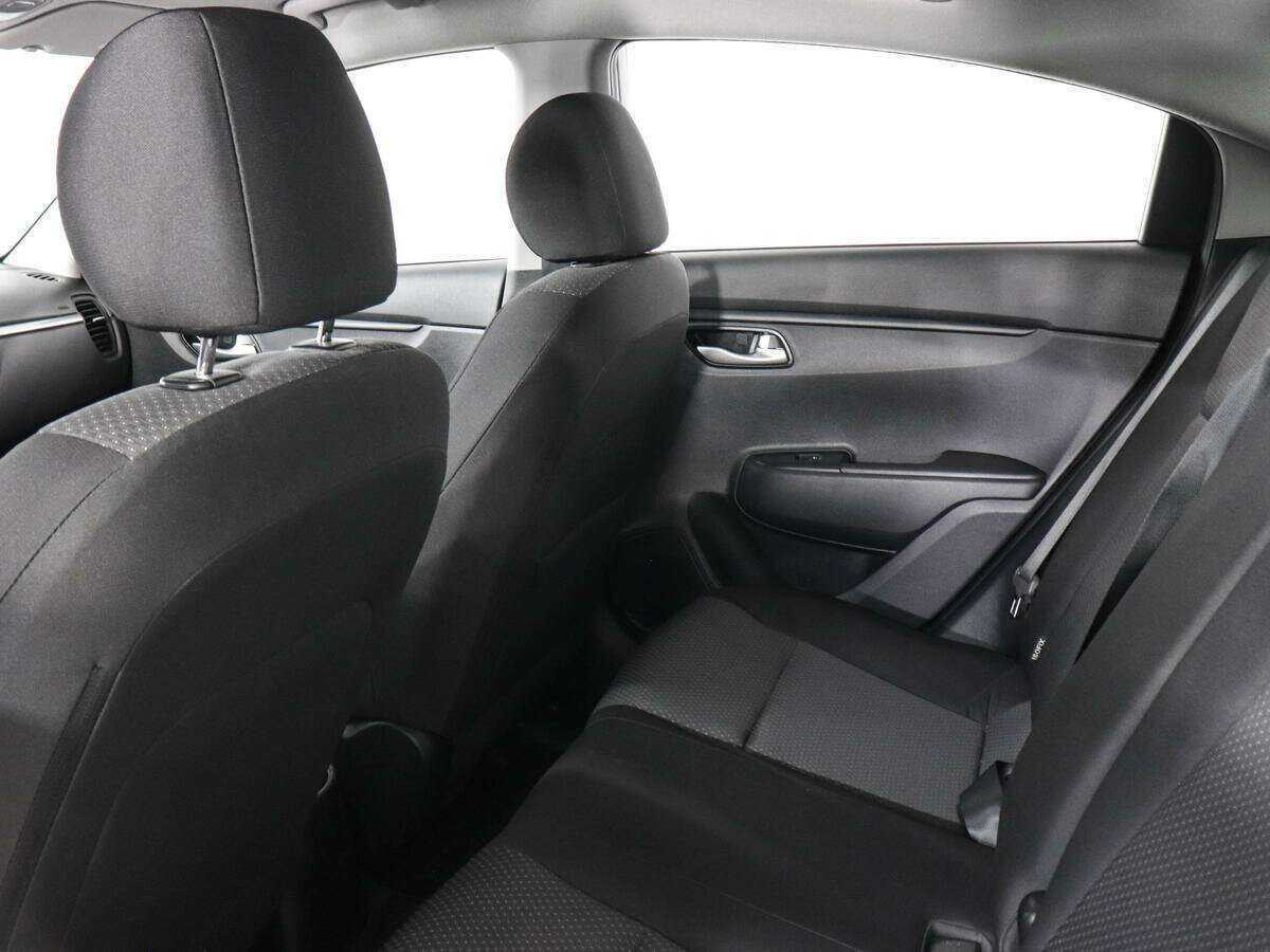 Kia Rio б/у, 2021, Автоматическая. Фото: #11
