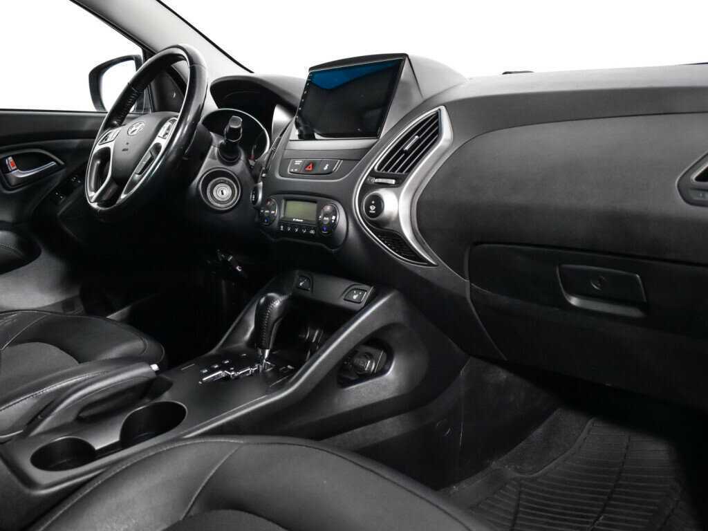 Hyundai ix35 б/у, 2015, Автоматическая. Фото: #8