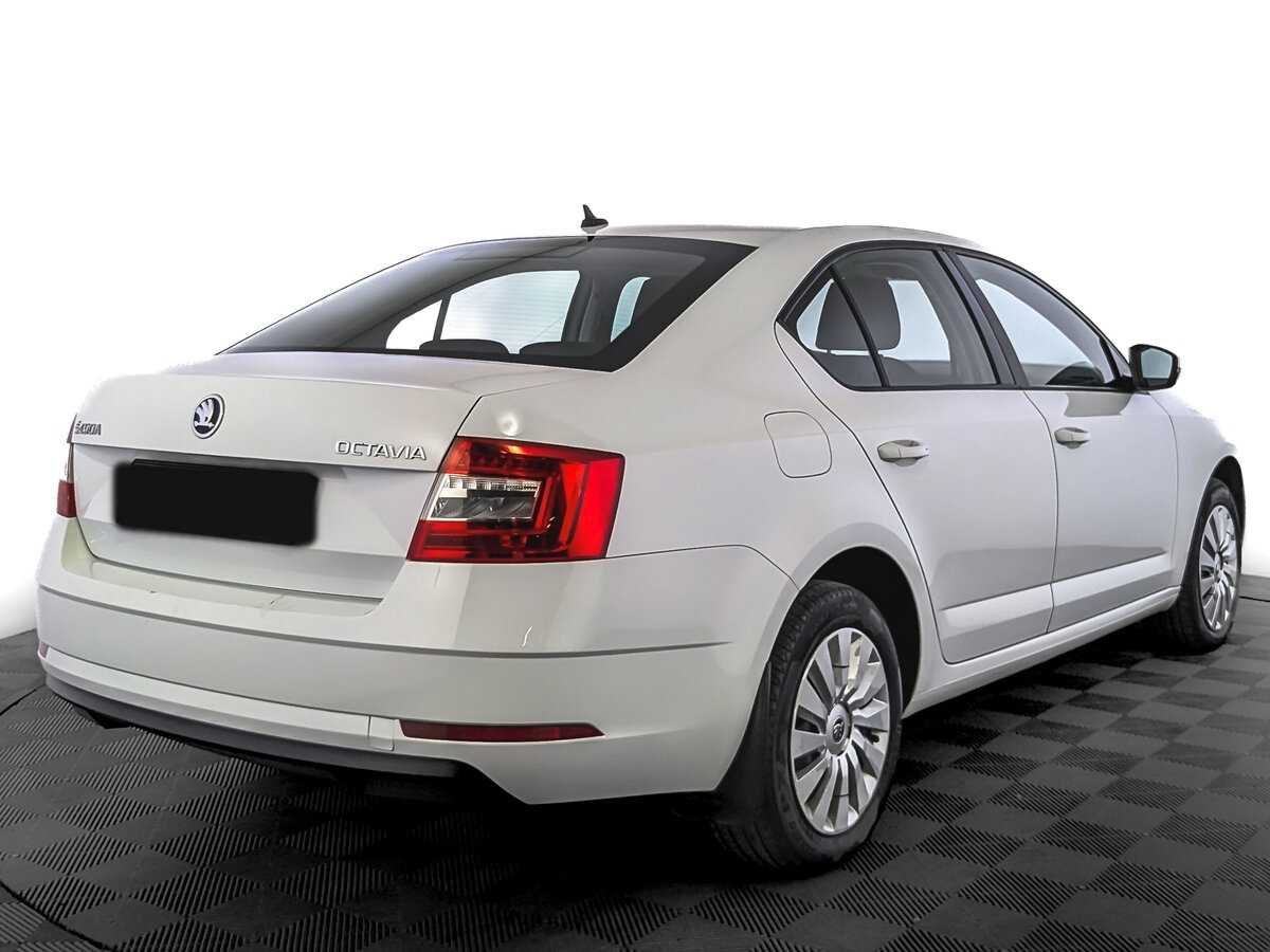 Skoda Octavia б/у, 2019, Механическая. Фото: #4