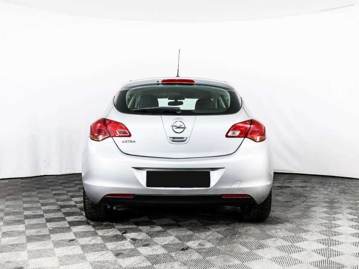 Opel Astra б/у, 2012, Механическая. Фото: #5