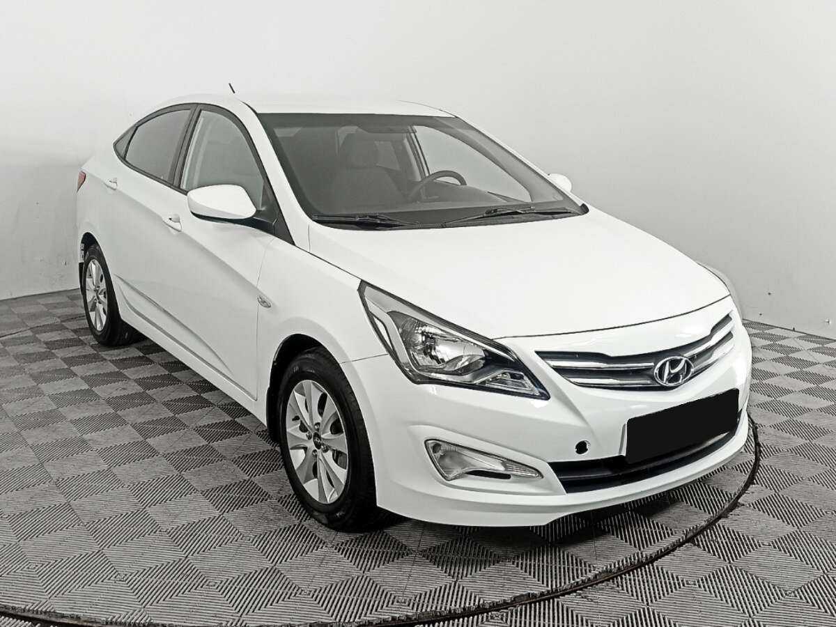 Hyundai Solaris б/у, 2016, Автоматическая. Фото: #2