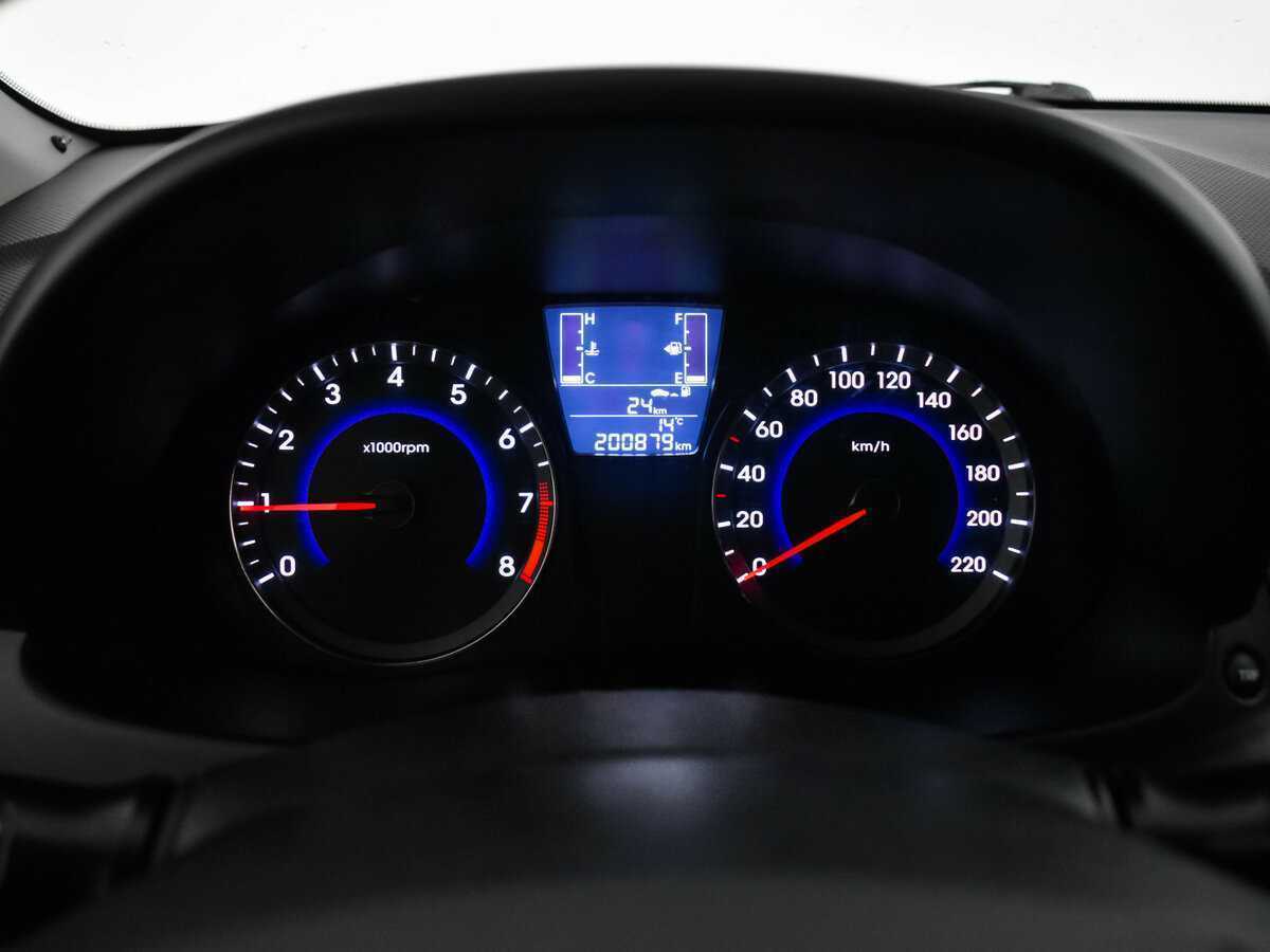 Hyundai Solaris б/у, 2016, Механическая. Фото: #10