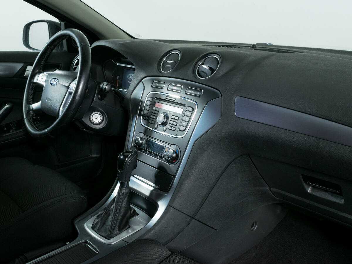 Ford Mondeo б/у, 2013, Автоматическая. Фото: #9