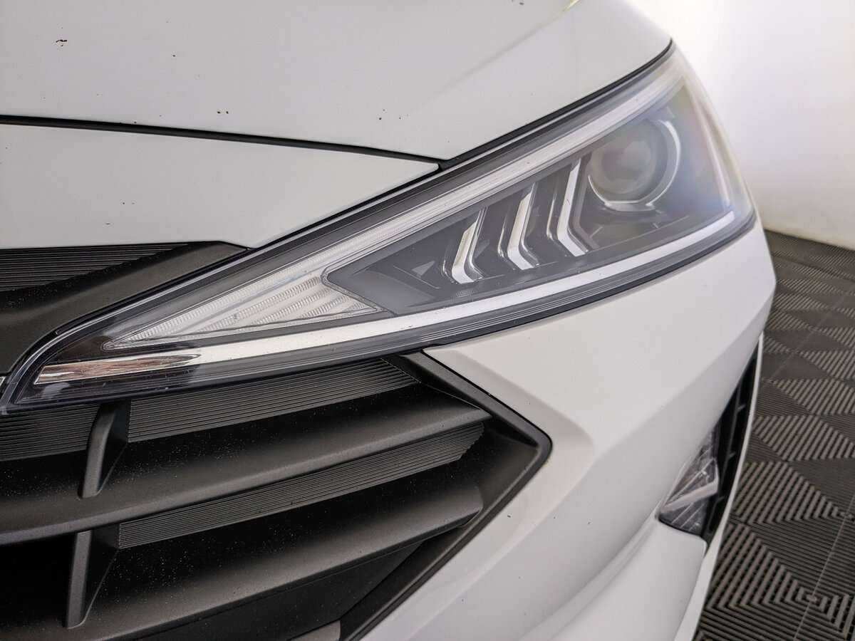 Hyundai Elantra б/у, 2020, Автоматическая. Фото: #10