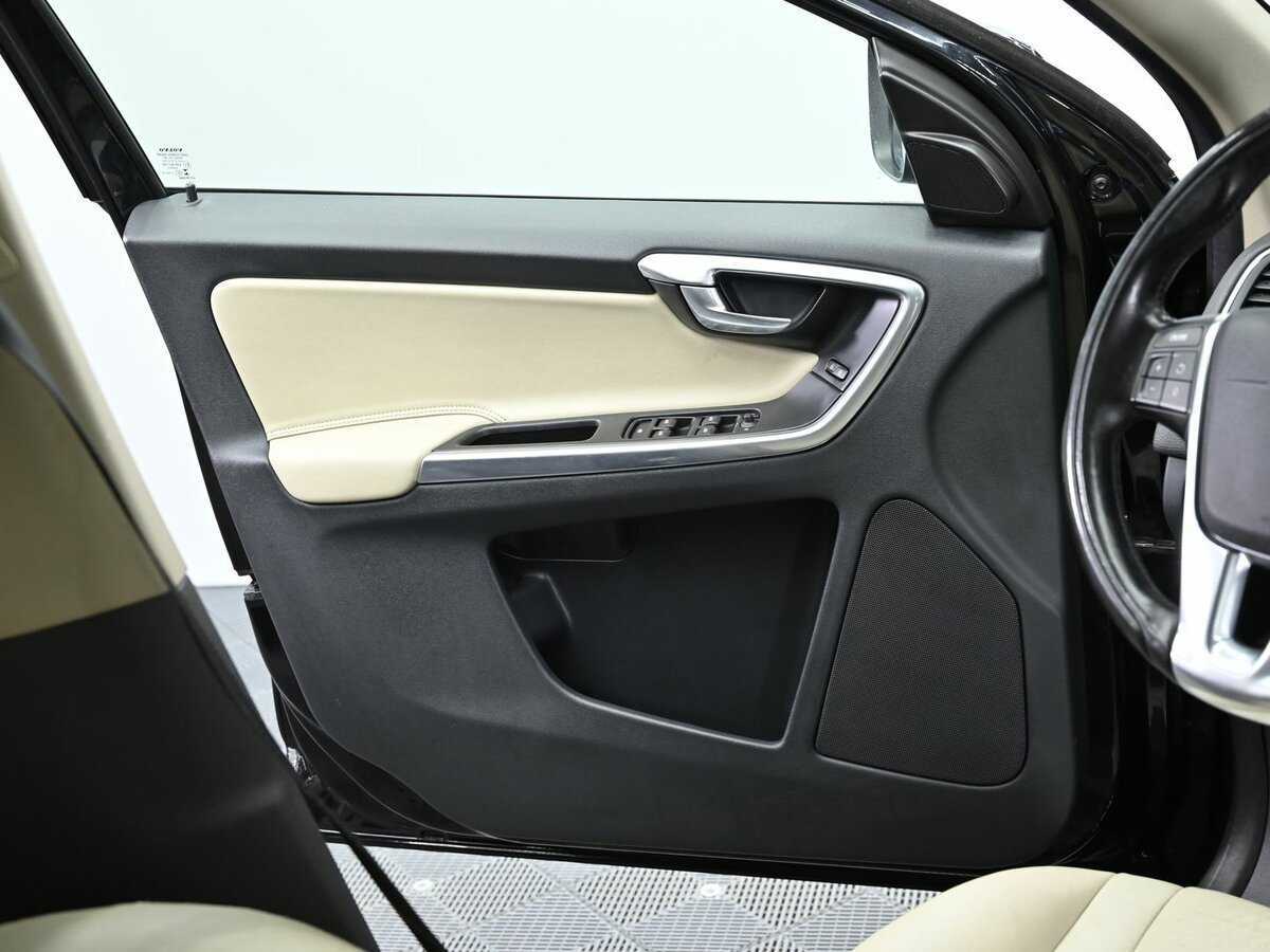 Volvo XC60 б/у, 2014, Автоматическая. Фото: #15