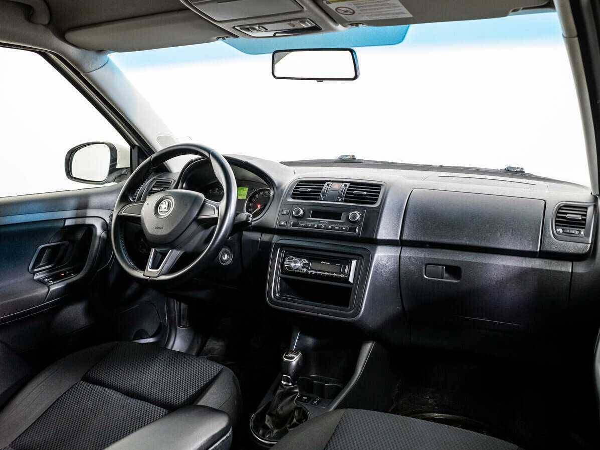 Skoda Fabia б/у, 2013, Механическая. Фото: #8