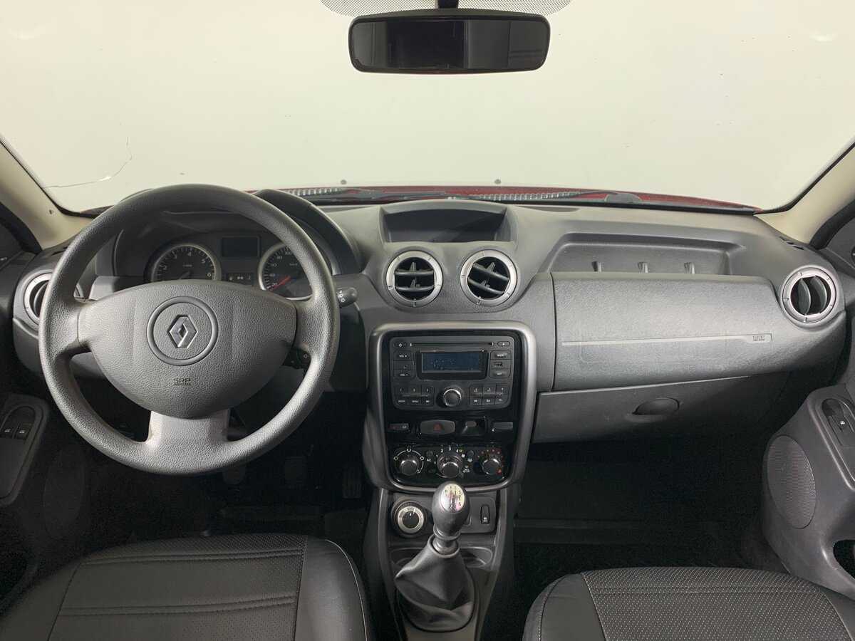 Renault Duster б/у, 2012, Механическая. Фото: #12