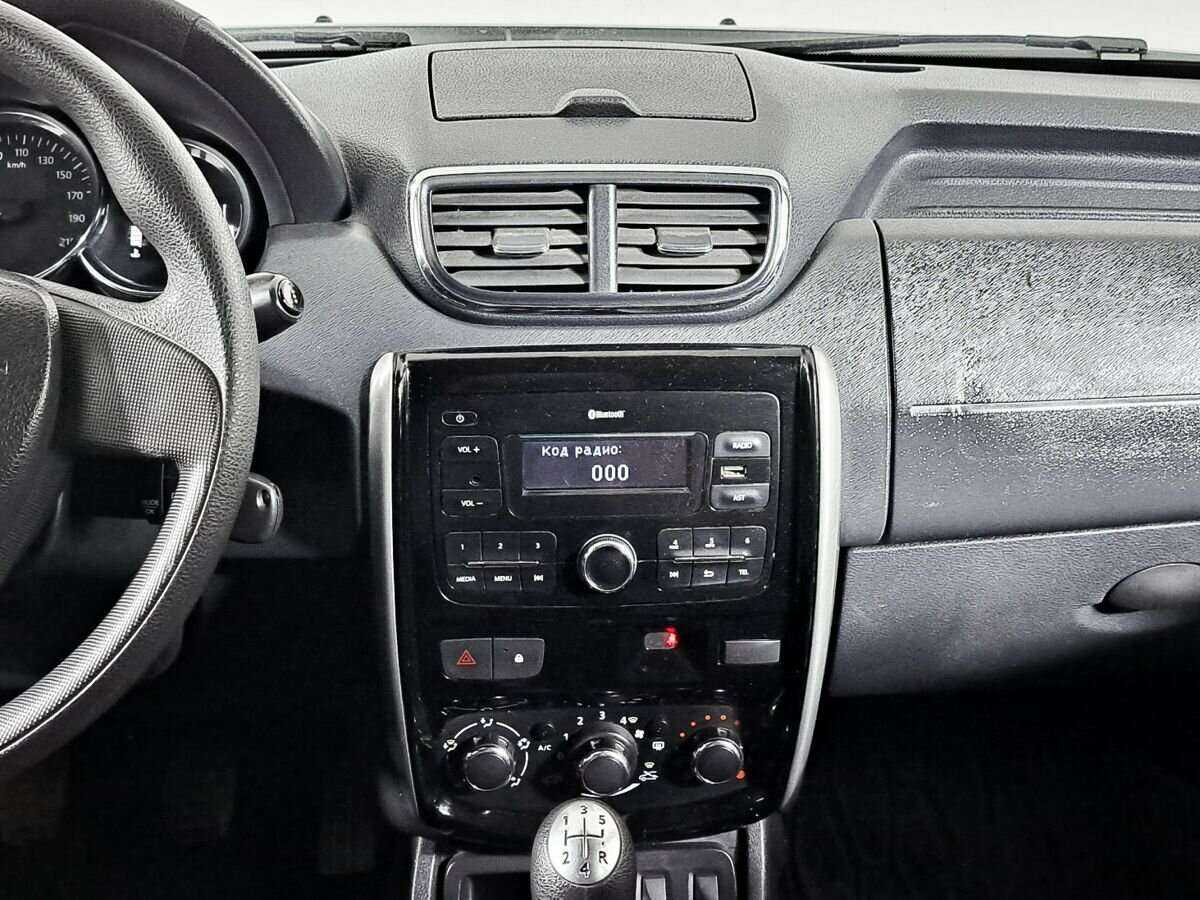 Nissan Terrano б/у, 2019, Механическая. Фото: #10