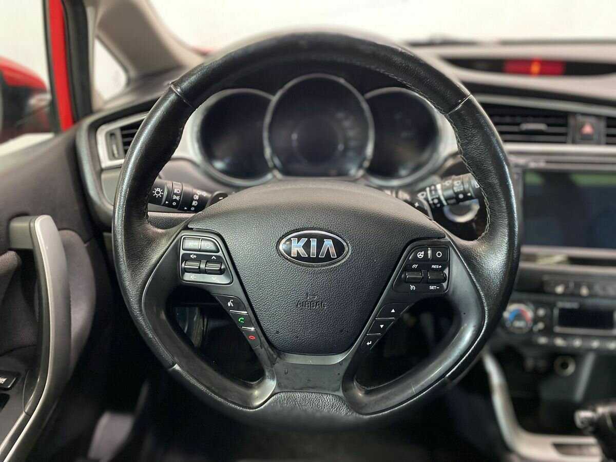 Kia Ceed б/у, 2016, Автоматическая. Фото: #12