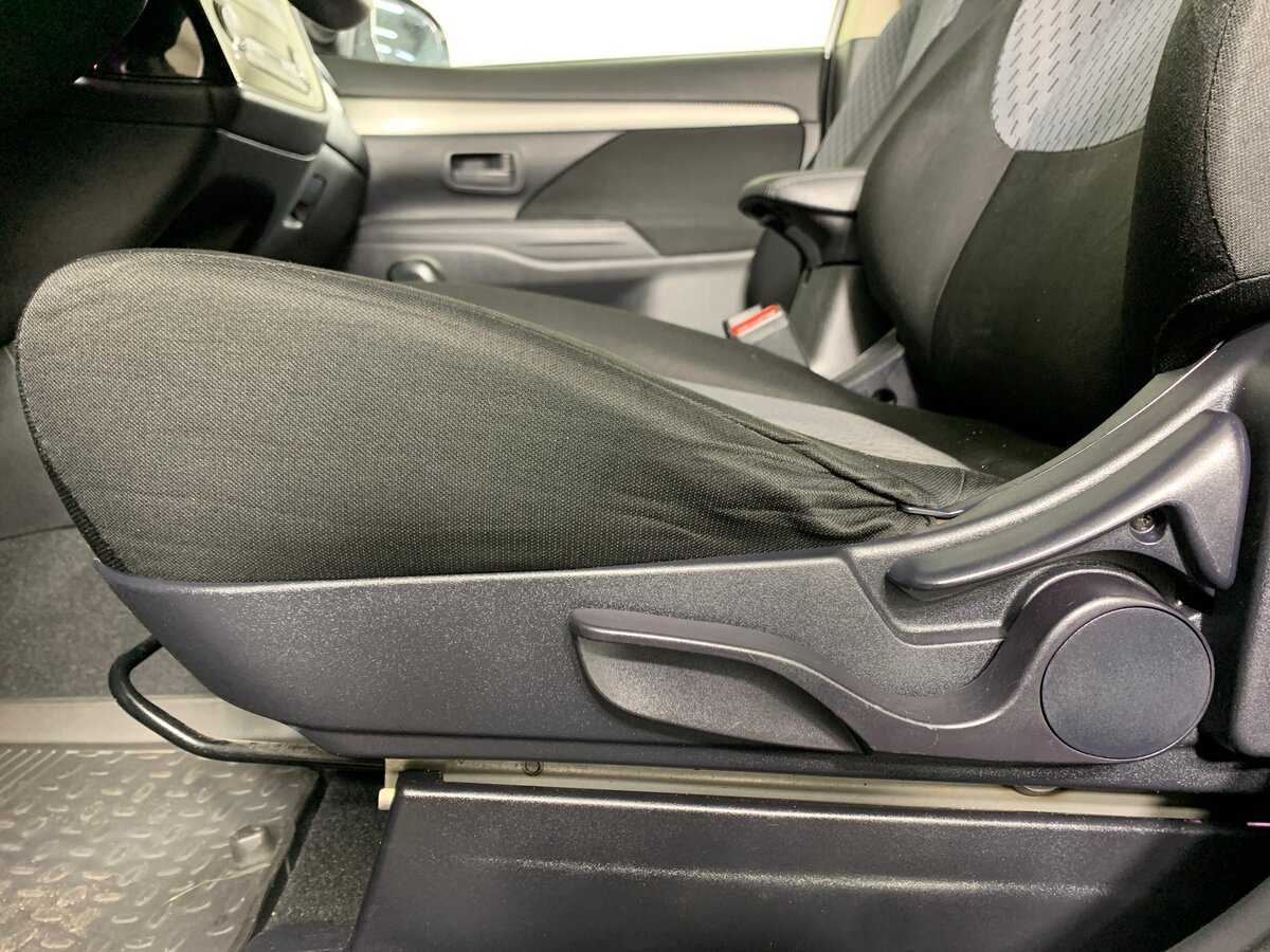 Mitsubishi Outlander б/у, 2013, Вариатор. Фото: #16