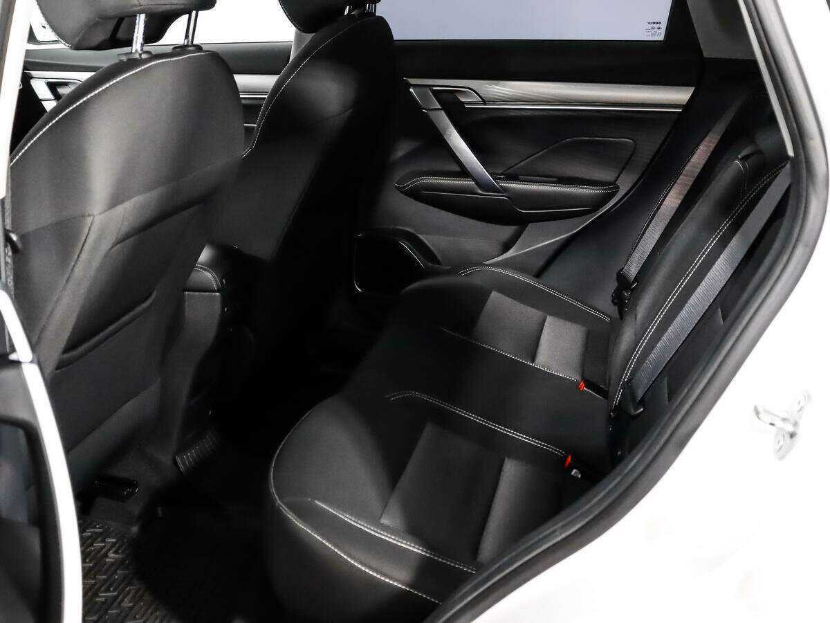 Geely Coolray б/у, 2021, Роботизированная. Фото: #11